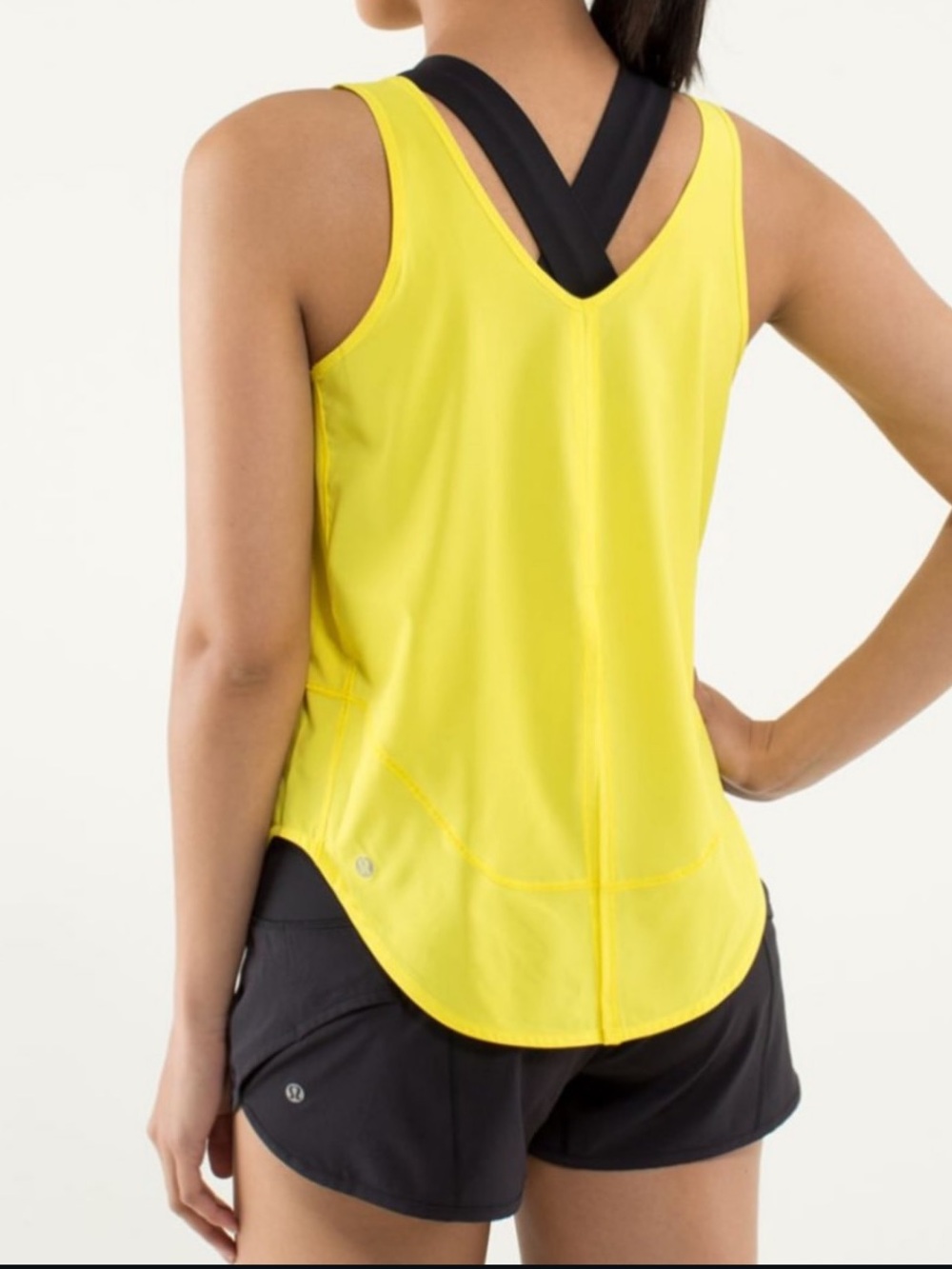 Lululemon❣️Run Featherweight Singlet
Sizzle tank top